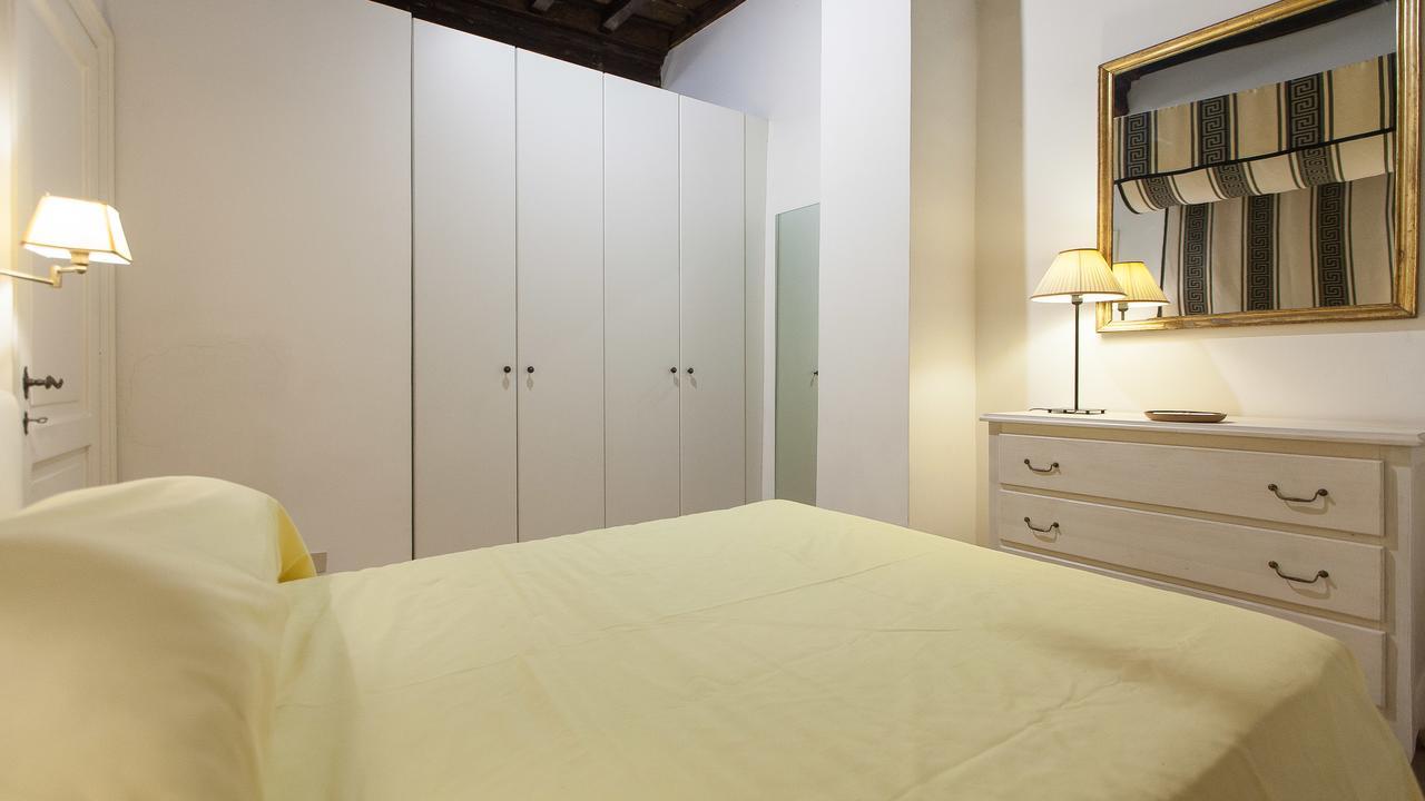 Teatro Pace Apartment Рим Екстериор снимка