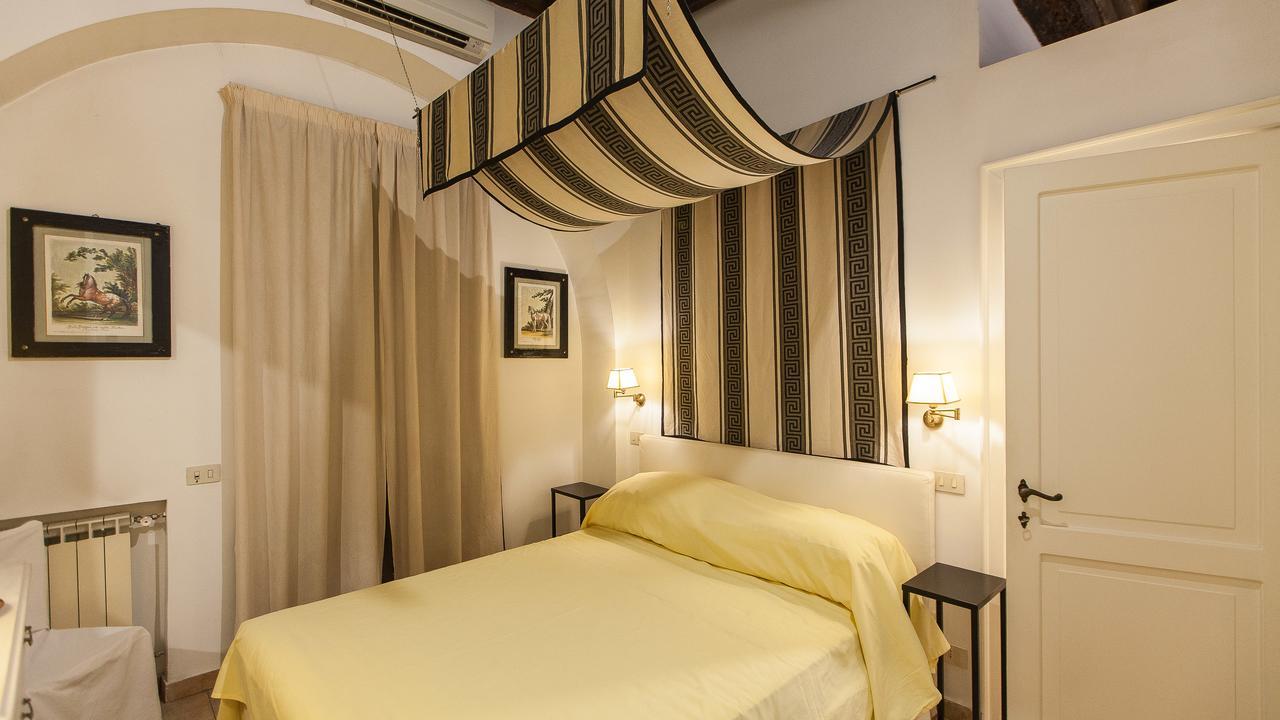 Teatro Pace Apartment Рим Екстериор снимка