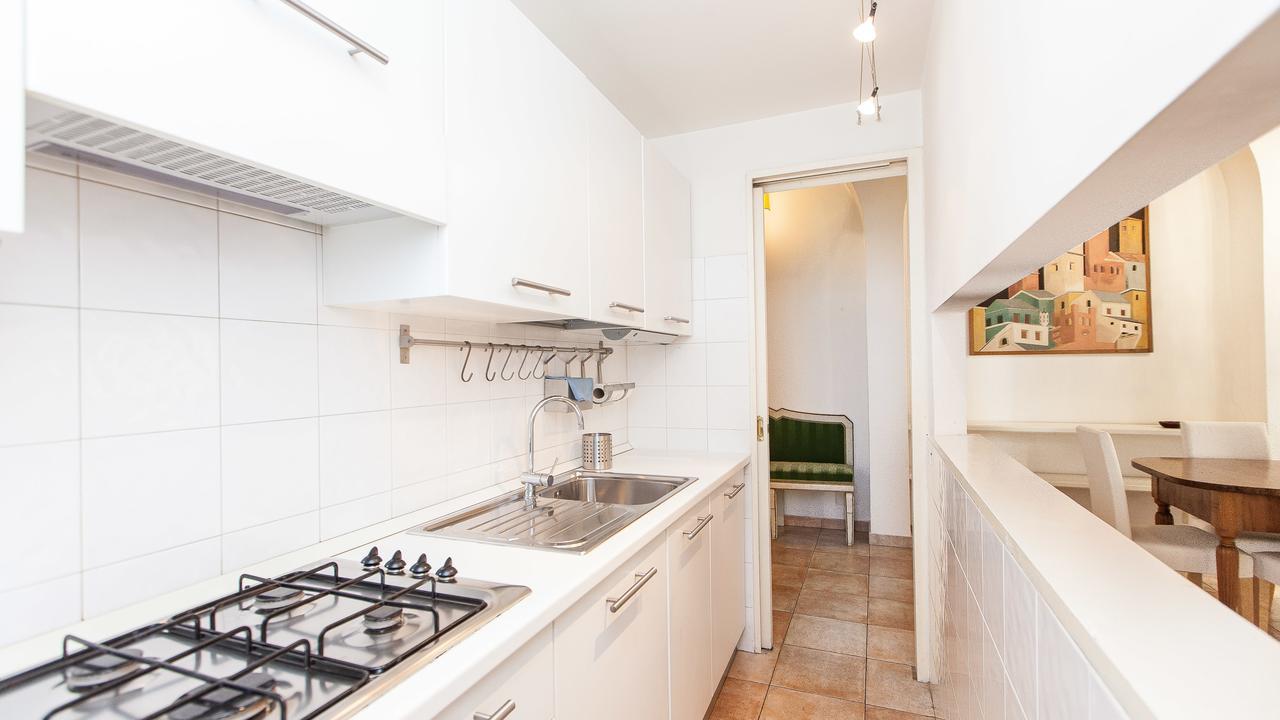 Teatro Pace Apartment Рим Екстериор снимка