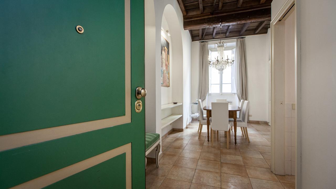 Teatro Pace Apartment Рим Екстериор снимка
