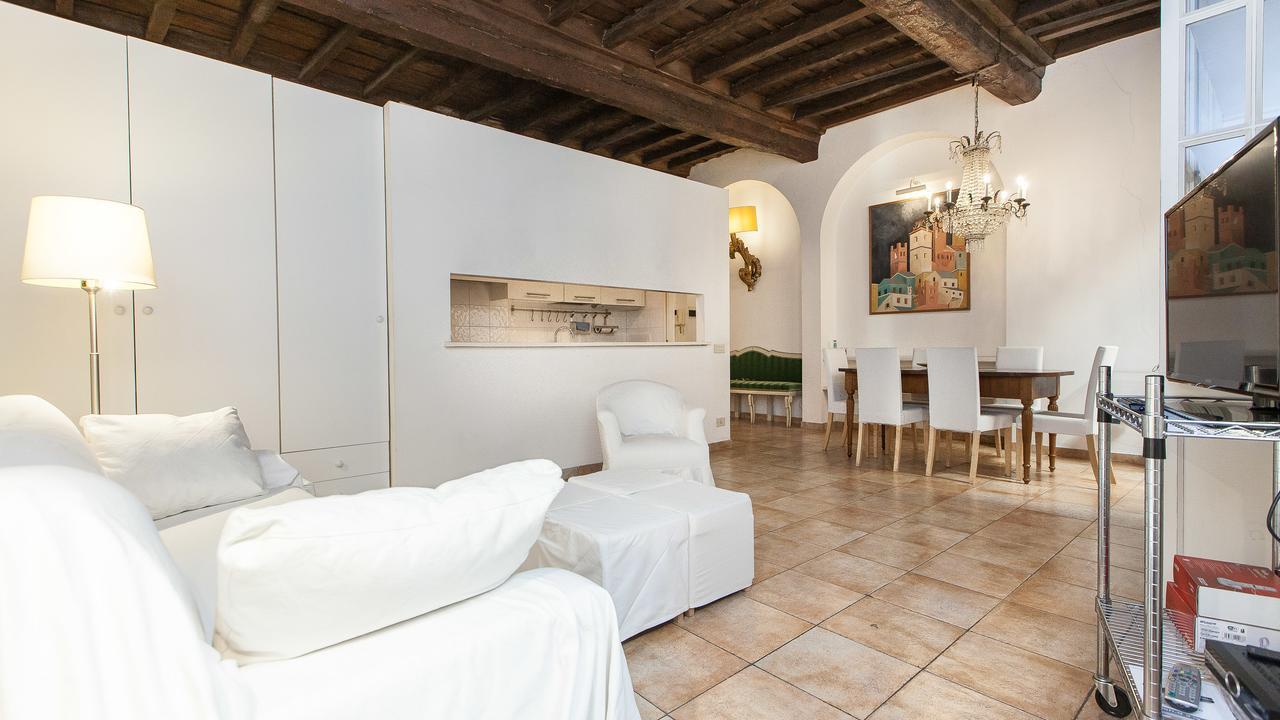 Teatro Pace Apartment Рим Екстериор снимка